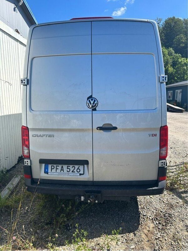 Silver Begagnad 2017 VW Crafter Van | 225 000 kr (Marknadspris) - Bild 1/4