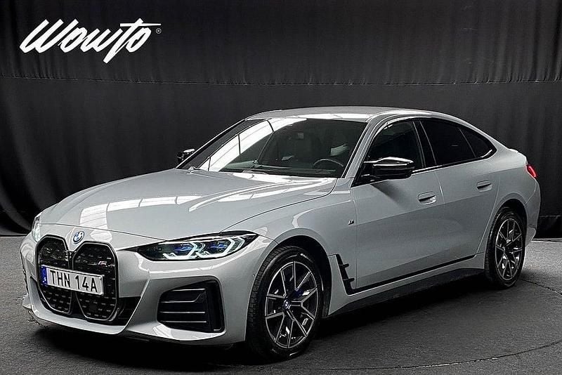 Grå Begagnad 2022 BMW i4 Sedan | 499 800 kr (Bra pris) - Bild 1/3