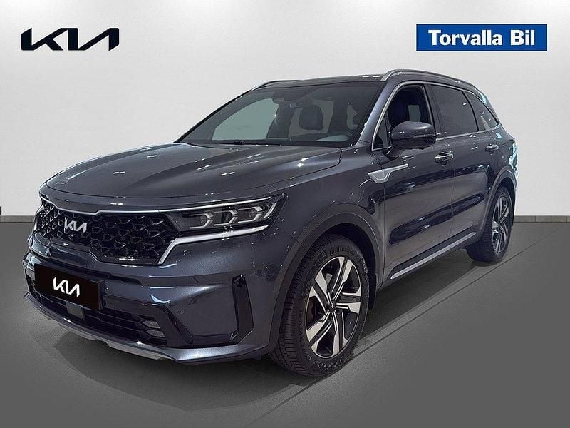 Grå Begagnad 2021 Kia Sorento Advance SUV | 414 900 kr (Marknadspris) - Bild 1/4