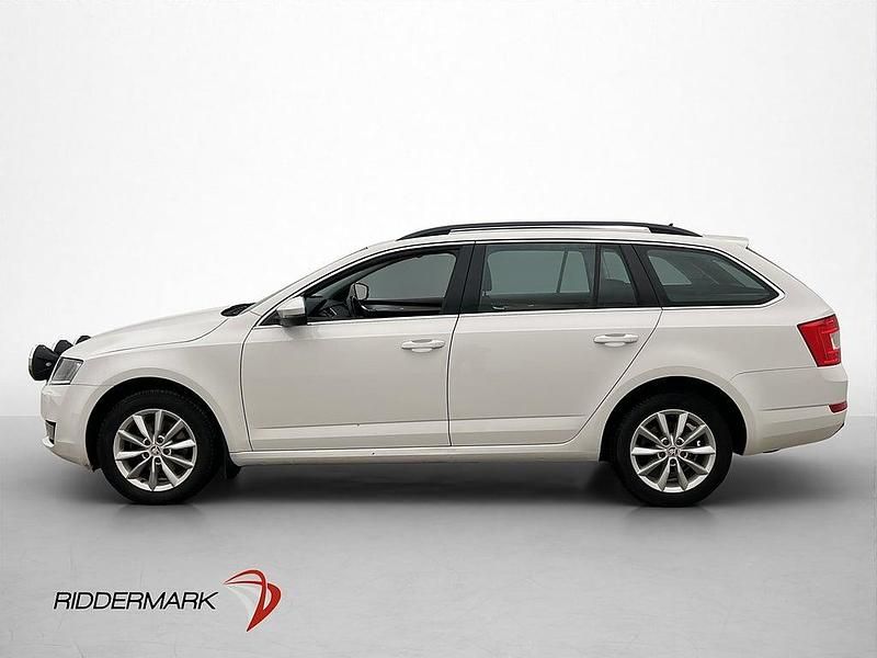 Begagnad Skoda Octavia Ambition 110 HK (80 kW) 2015 Vit Halvkombi