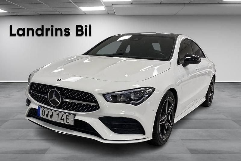 Vit Begagnad 2019 Mercedes CLA200 AMG Sportkupé | 299 000 kr (Bra pris) - Bild 1/4