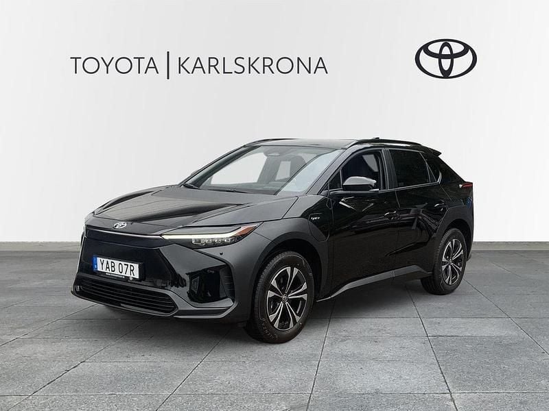 Svart Begagnad 2025 Toyota bZ4X Edition SUV | 469 000 kr (Dyr) - Bild 1/4
