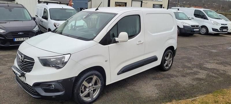 Vit Begagnad 2019 Opel Combo Van | 105 000 kr (Bra pris) - Bild 1/4