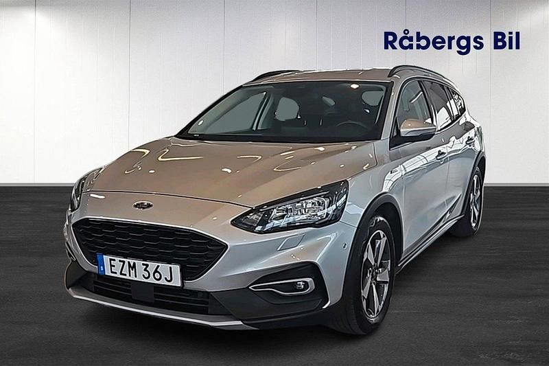 Grå Begagnad 2020 Ford Focus Active Kombi | 189 800 kr (Lite dyr) - Bild 1/4