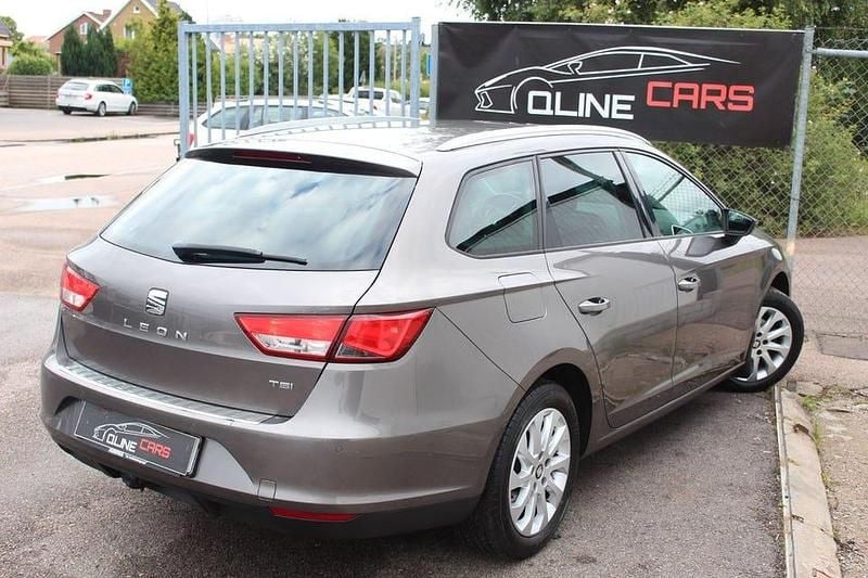 Begagnad Seat Leon ST Style 111 HK (81 kW) 2016 Grå Kombi