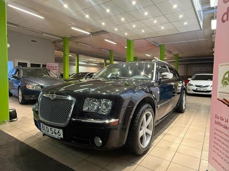 Begagnad Chrysler 300C Touring 340 HK (250 kW) 2005 Svart Kombi