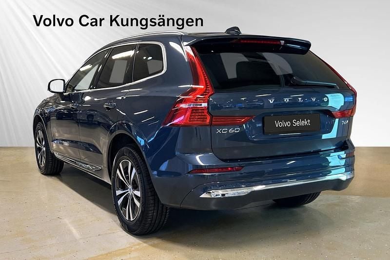 Begagnad Volvo XC60 350 HK (257 kW) 2024 Blå SUV