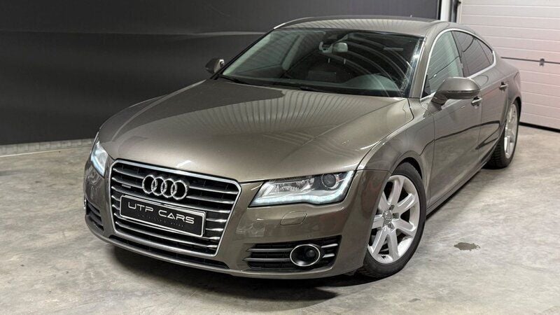 Grå Begagnad 2011 Audi A7 Sportback Halvkombi | 152 800 kr (Marknadspris) - Bild 1/4