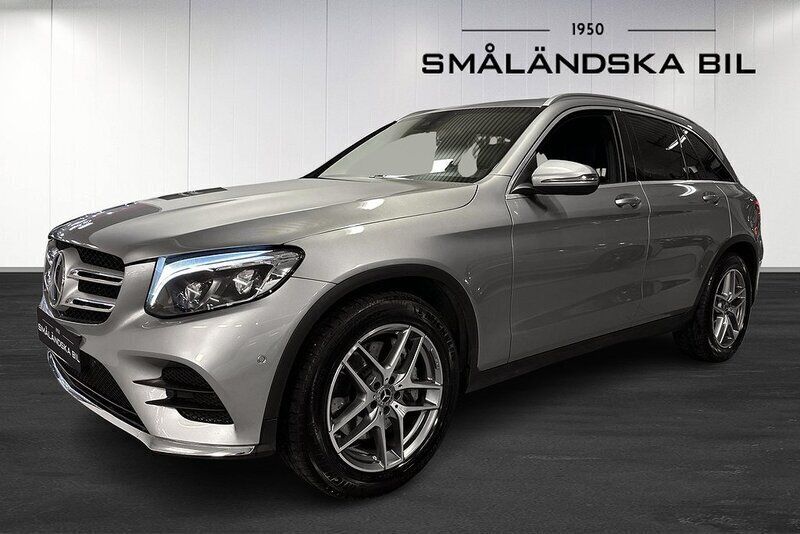 Silver Begagnad 2019 Mercedes GLC220 AMG line SUV | 349 000 kr (Marknadspris) - Bild 1/4