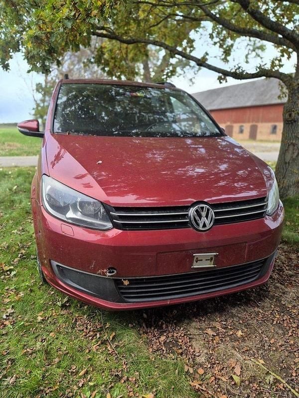 Begagnad 2010 VW Touran Minibuss | 29 000 kr - Bild 1/4
