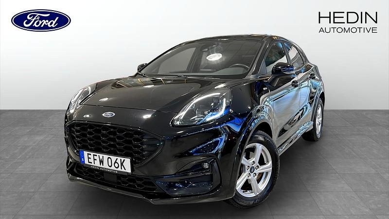 Svart Begagnad 2022 Ford Puma ST-Line Halvkombi | 209 000 kr (Marknadspris) - Bild 1/4