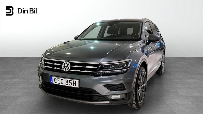 Grå Begagnad 2021 VW Tiguan Allspace SUV | 229 900 kr (Superpris) - Bild 1/4