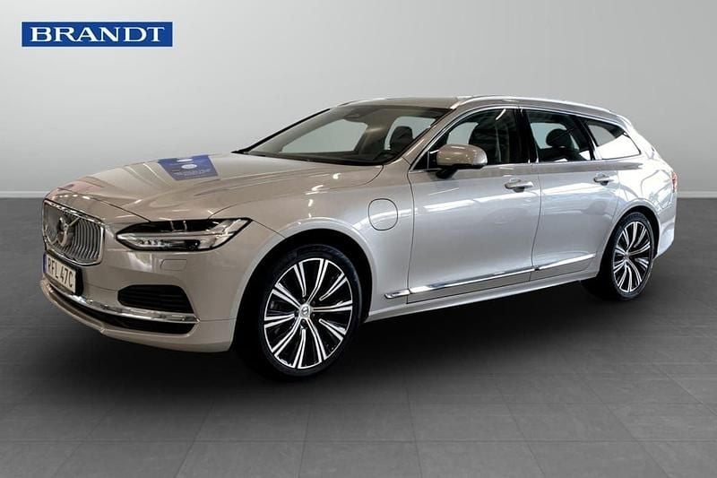 Silver Begagnad 2023 Volvo V90 Plus Kombi | 389 900 kr (Bra pris) - Bild 1/4