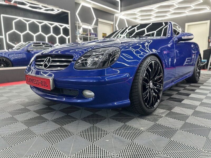 Blå Begagnad 2000 Mercedes SLK200 Cab | 69 000 kr (Dyr) - Bild 1/4