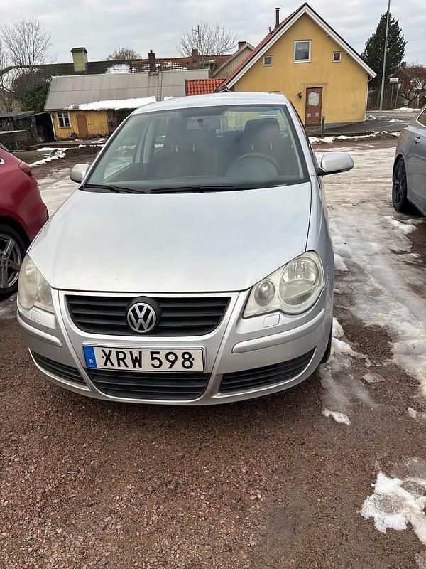 Begagnad 2006 VW Polo Halvkombi | 19 500 kr (Dyr) - Bild 1/4