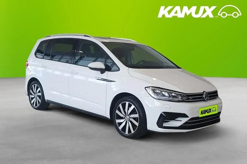 Vit Begagnad 2018 VW Touran Minibuss | 189 800 kr (Bra pris) - Bild 1/4