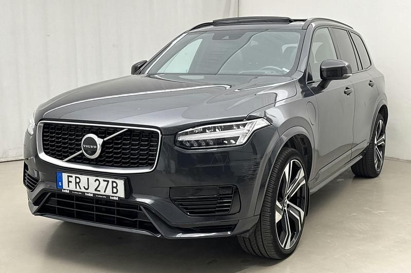 Grå Begagnad 2020 Volvo XC90 R-Design SUV | 478 000 kr (Marknadspris) - Bild 1/4