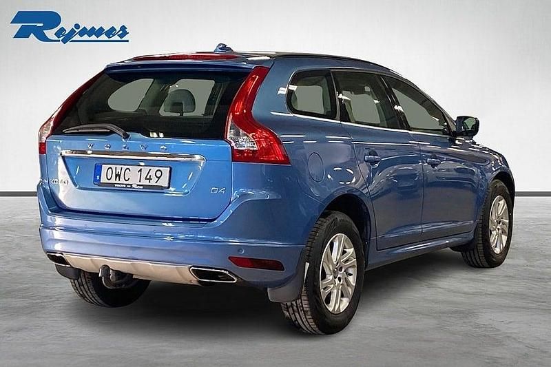 Begagnad Volvo XC60 Business Edition 190 HK (139 kW) 2015 Power blå metallic SUV