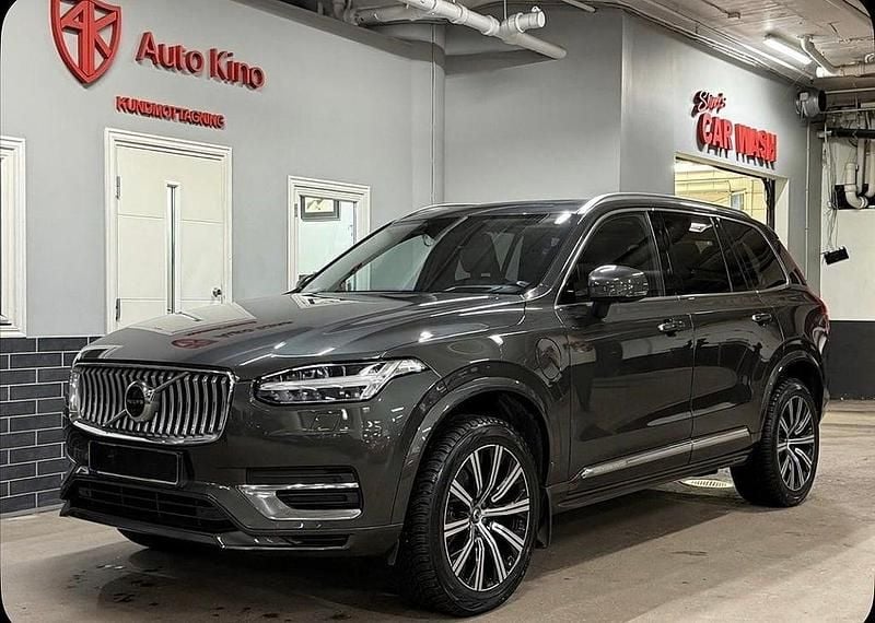 Mörkgrå Begagnad 2021 Volvo XC90 Inscription SUV | 579 000 kr (Bra pris) - Bild 1/4