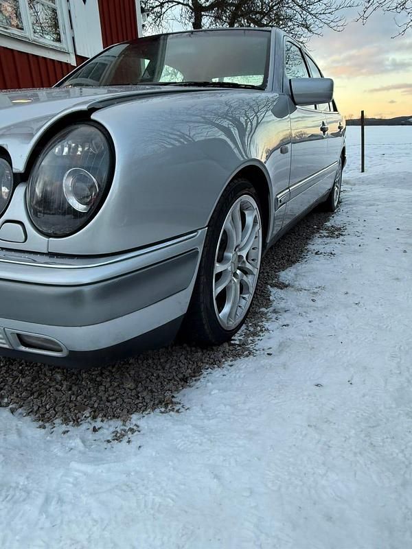 Begagnad Mercedes E290 1997