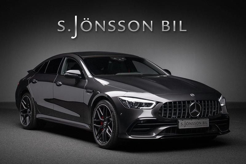 Grå Begagnad 2022 Mercedes AMG GT 43 AMG Sportkupé | 889 000 kr (Dyr) - Bild 1/4