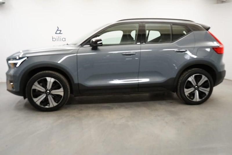Begagnad Volvo XC40 Plus 185 kW (252 HK) 2022 Grå SUV