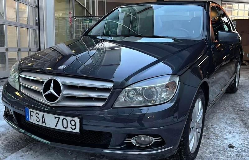 Begagnad 2011 Mercedes C180 | 89 000 kr (Marknadspris) - Bild 1/4