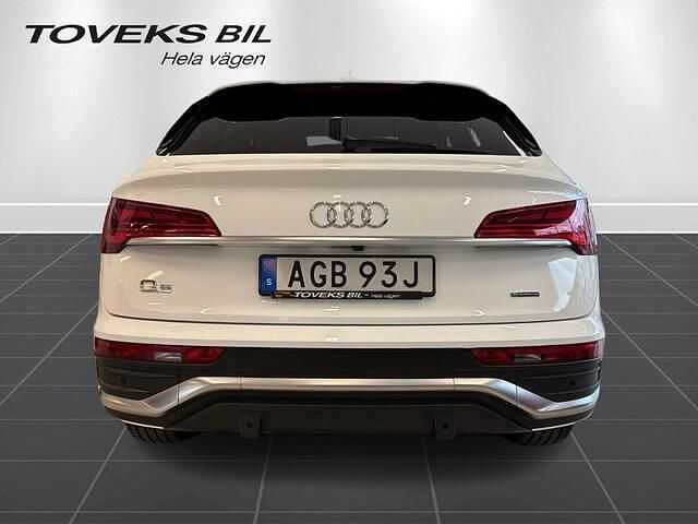Begagnad Audi Q5 Sportback S-Line 204 HK (150 kW) 2022 Vit SUV
