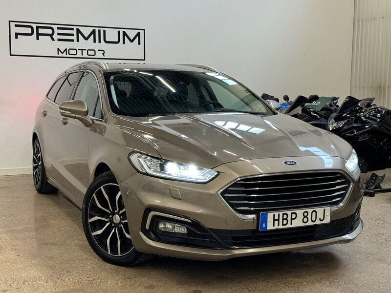 Grå Begagnad 2019 Ford Mondeo Titanium Kombi | 199 900 kr (Lite dyr) - Bild 1/4