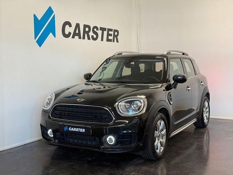Svart Begagnad 2020 Mini Countryman Essential SUV | 169 900 kr (Dyr) - Bild 1/4