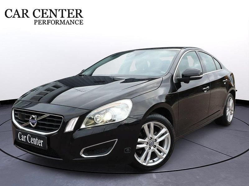 Svart Begagnad 2010 Volvo S60 Momentum Sedan | 94 900 kr (Bra pris) - Bild 1/4
