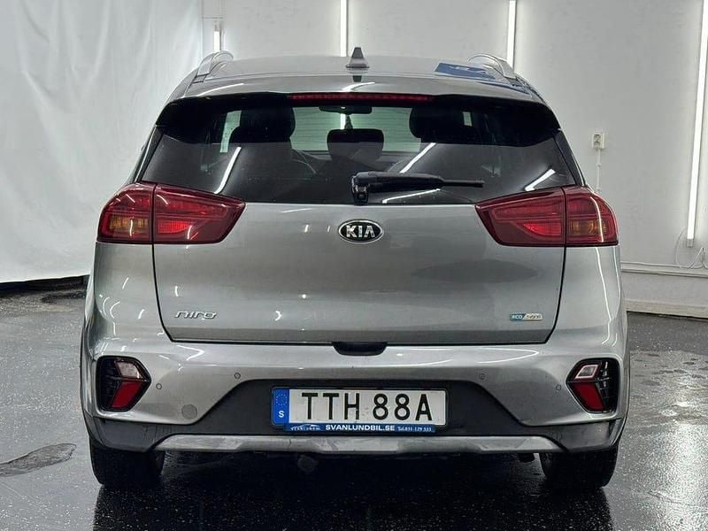 Begagnad Kia Niro Advance 141 HK (103 kW) 2019 Grå SUV