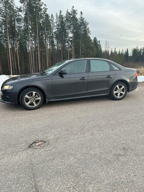 Begagnad 2008 Audi A4 Sedan | 40 000 kr (Bra pris) - Bild 1/3