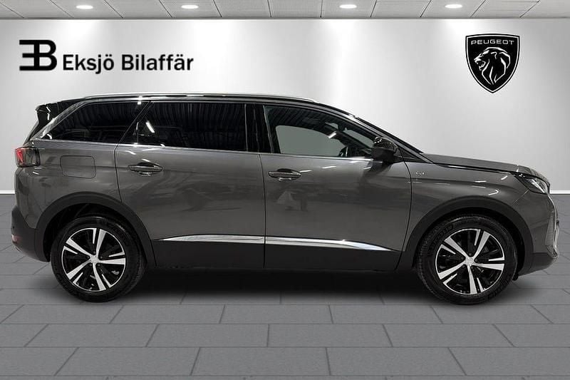 Begagnad Peugeot 5008 GT 131 HK (96 kW) 2024 Grå SUV