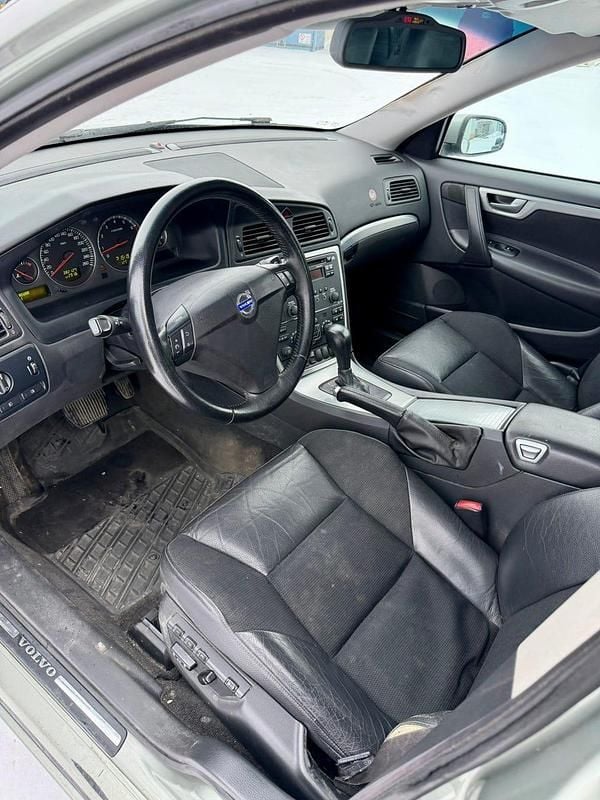 Begagnad Volvo S60 Momentum 210 HK (154 kW) 2006 Sedan