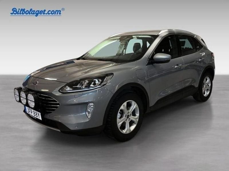 Grå Begagnad 2022 Ford Kuga Titanium SUV | 269 000 kr (Marknadspris) - Bild 1/4