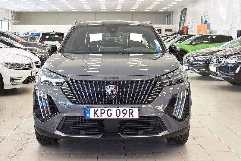 Begagnad Peugeot 2008 GT 131 HK (96 kW) 2024 Gråmetallic SUV