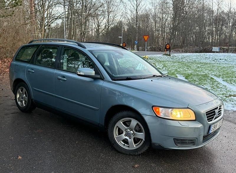 Begagnad 2008 Volvo V50 Kombi | 19 500 kr (Bra pris) - Bild 1/4
