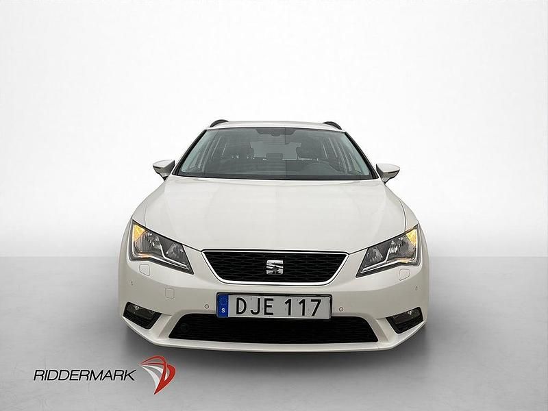 Begagnad Seat Leon ST Style 110 HK (80 kW) 2016 Vit Kombi