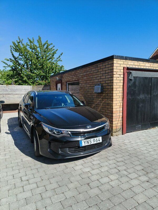 Svart Begagnad 2018 Kia Optima Hybrid Sport Sedan | 178 000 kr (Bra pris) - Bild 1/1