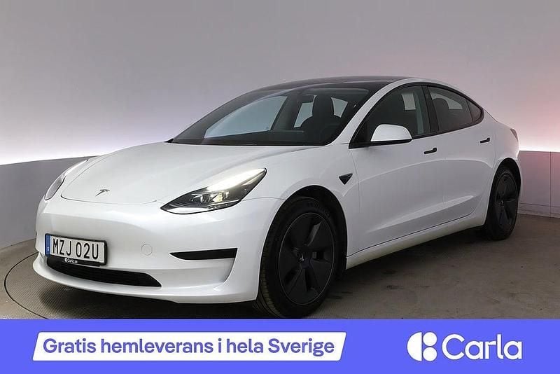 Begagnad Tesla Model 3 Standard Range 235 kW (320 HK) 2023 Vit Sedan