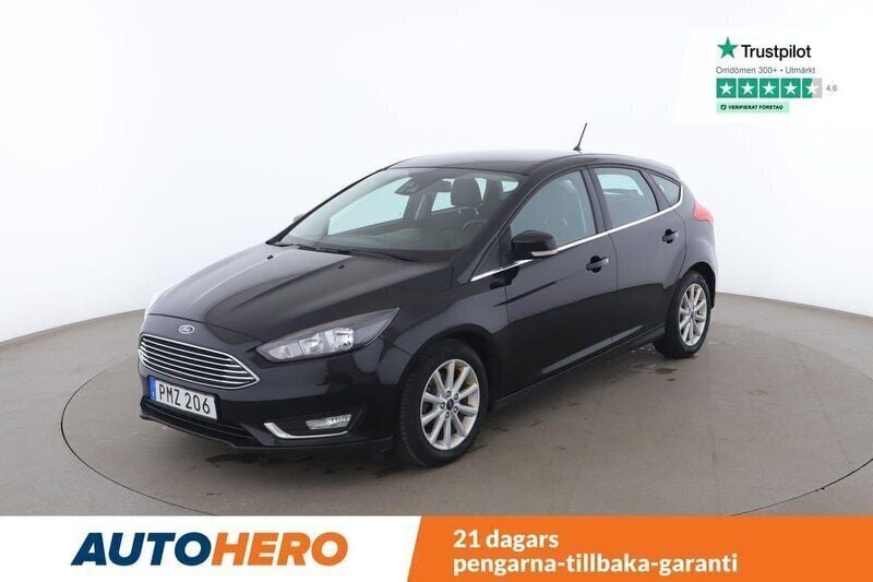 Svart Begagnad 2018 Ford Focus Titanium Halvkombi | 109 000 kr (Bra pris) - Bild 1/4