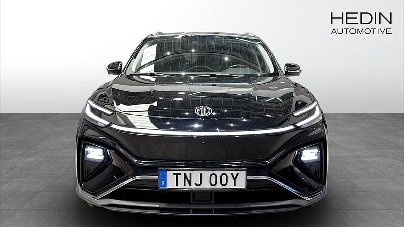 Begagnad MG Marvel R Luxury 132 kW (180 HK) 2022 Svart SUV