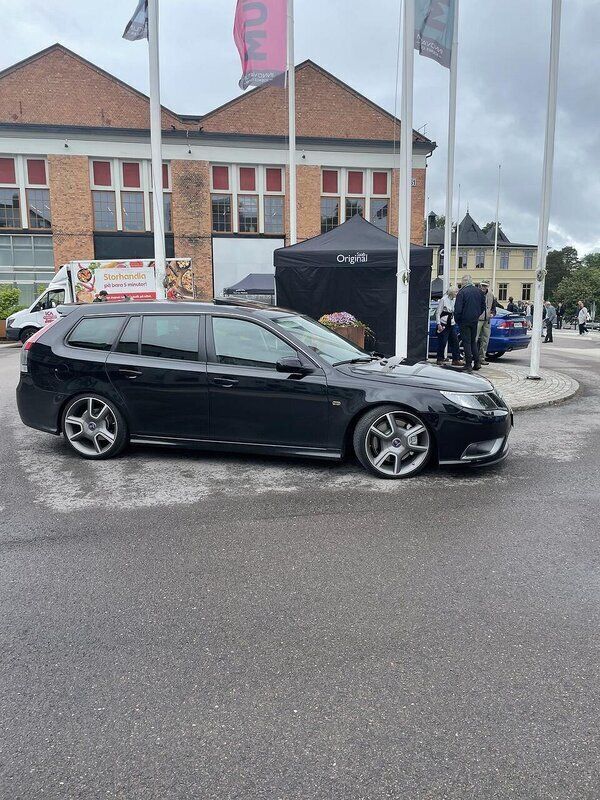 Svart Begagnad 2008 Saab 9-3 Kombi | 55 000 kr - Bild 1/4