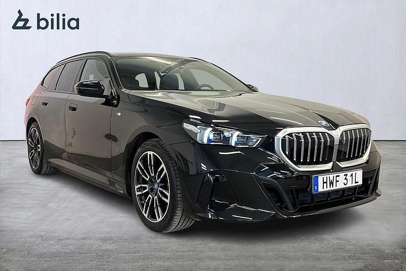 Begagnad BMW 530e M Sport 190 HK (139 kW) 2024 Svart Kombi