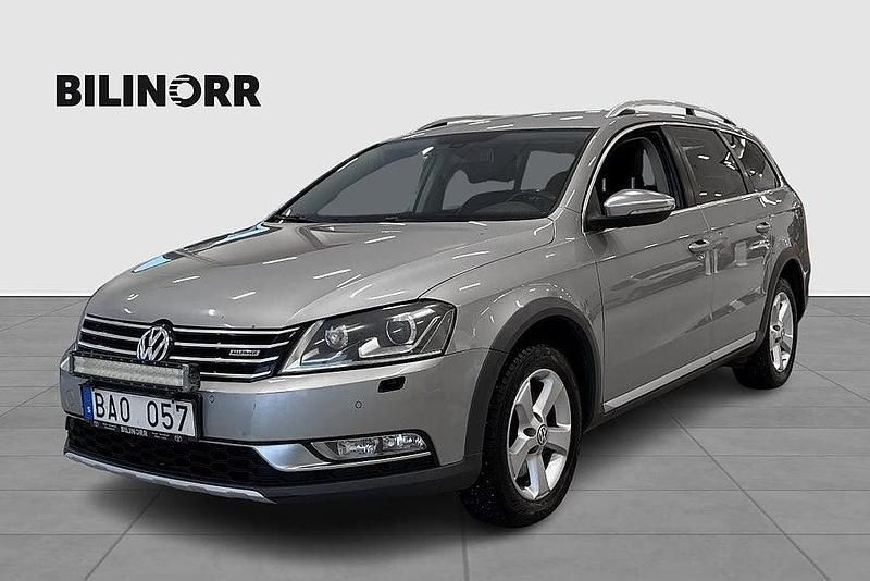 Silver Begagnad 2013 VW Passat Alltrack Kombi | 89 900 kr (Marknadspris) - Bild 1/4