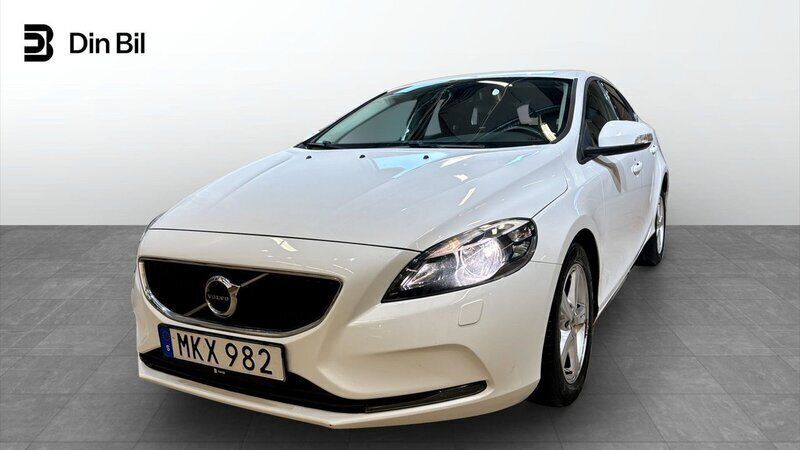 Vit Begagnad 2018 Volvo V40 Kinetic Kombi | 159 900 kr (Marknadspris) - Bild 1/4
