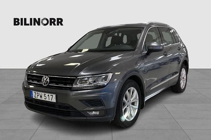 Silver Begagnad 2018 VW Tiguan SUV | 229 900 kr (Marknadspris) - Bild 1/4