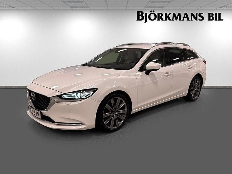 Vit Begagnad 2018 Mazda 6 Kombi | 245 000 kr (Marknadspris) - Bild 1/4