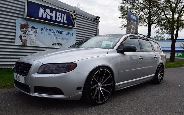 Volvo V70 Fas 2 Stance